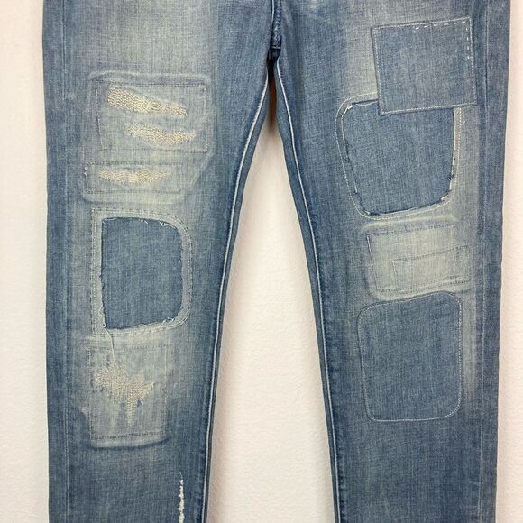 Holding Horses Anthropologie perfectly patched and distressed jeans runs big🫶 - Picture 4 of 14